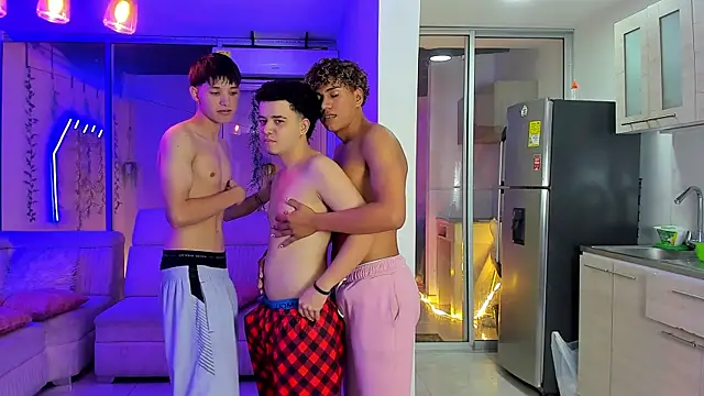 Houseofwarrios webcam