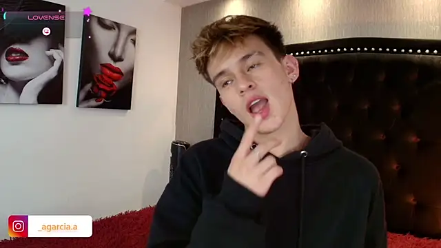 liamwildx20 (M twink) - Kiss for you