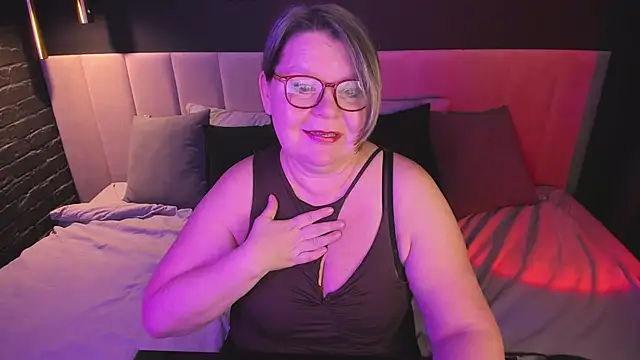 shannonshine - Shannonshine's free webcam - UK Sex Cams