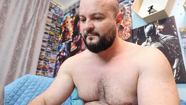 Muscle_Bear webcam