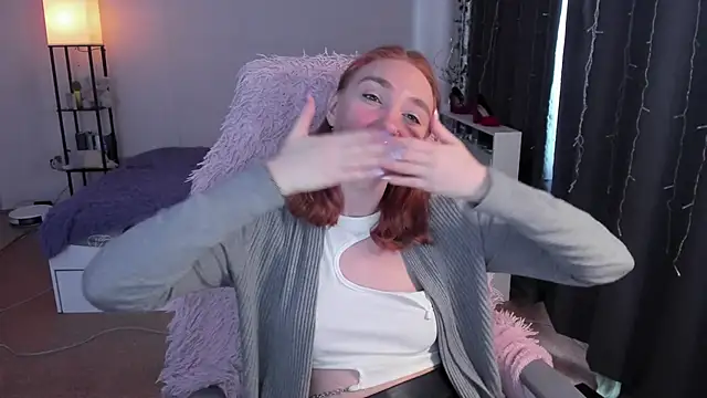 ReddHotPipper webcam