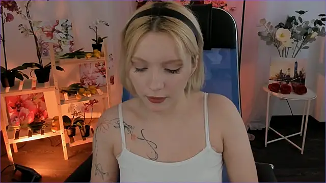 AuroraWrenfield webcam