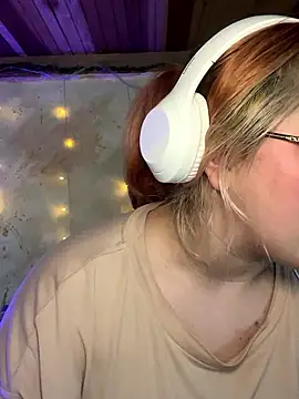 Sophia_Weest99 webcam