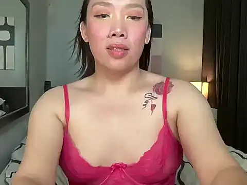 Hotseductivests webcam