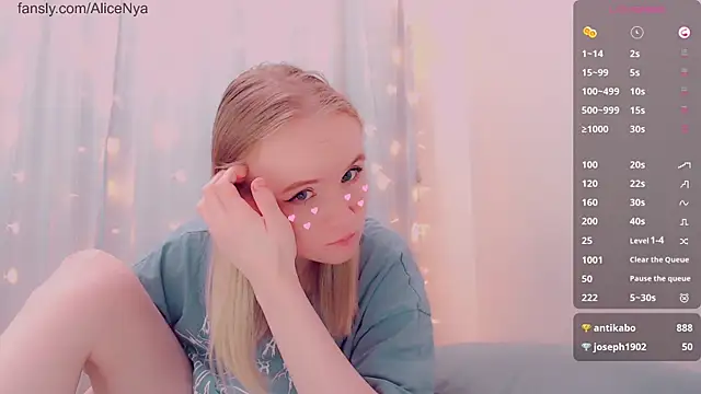 AliceNya_cute webcam