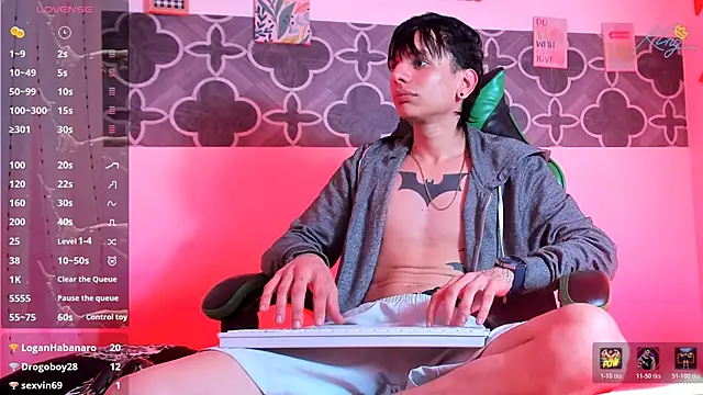 Skinny_batman webcam