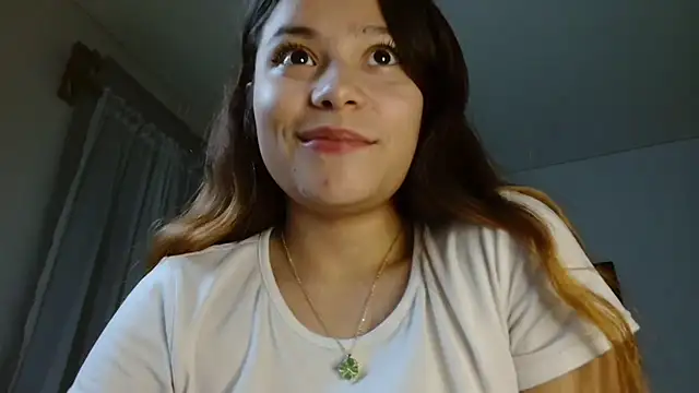 3littleschoolteens (F young) - Make my pussy vibrate, daddy.