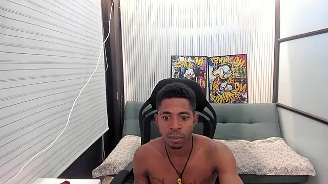 andrespalacios_ (M young) - show hard cock