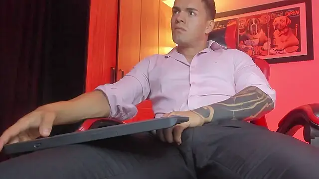 ALPHA_DOMINUS_ webcam