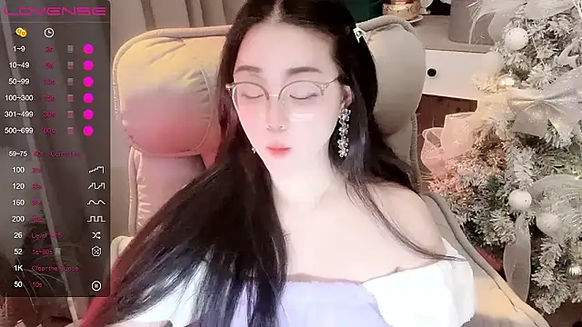 Monica-666888- webcam