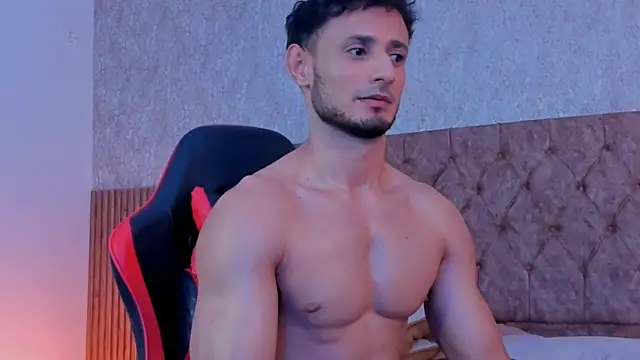 Adonys_Lewis_ webcam