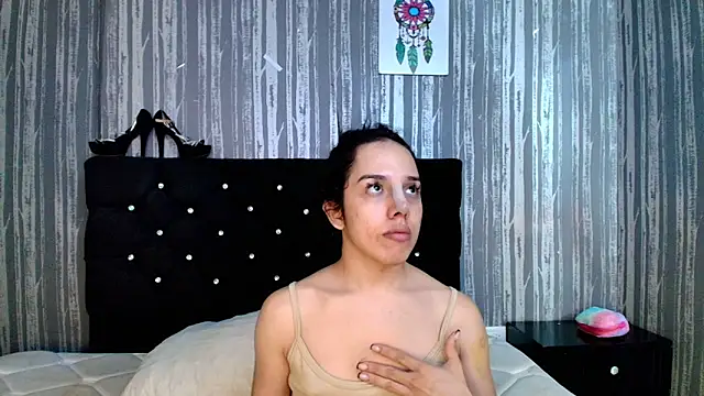 Alicee_Moonn webcam