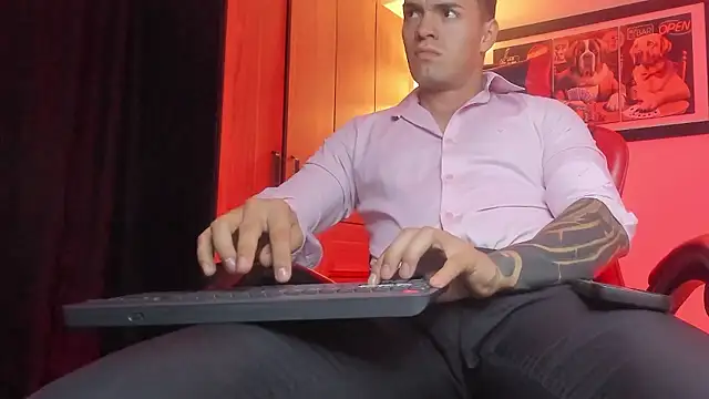 ALPHA_DOMINUS_ webcam