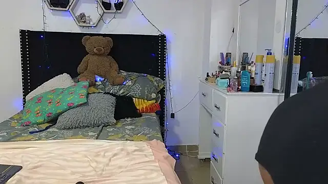 charlotte_077 webcam