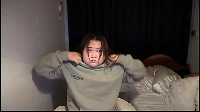 _XXXKittyTingles webcam