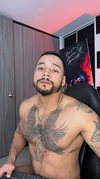 NikoHank Live Webcam on Stripchat