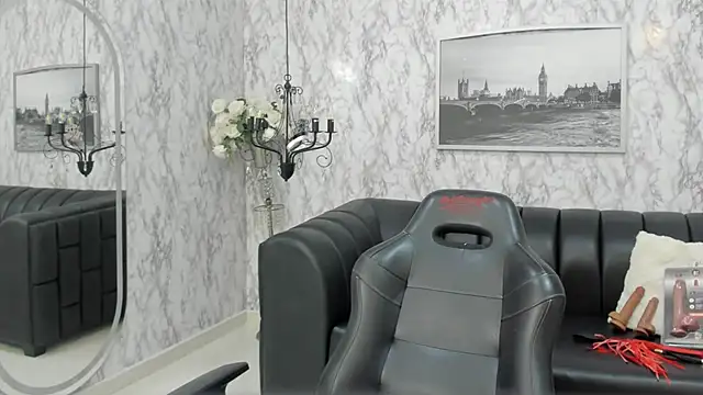 AlexandraMilff webcam