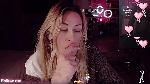 anniegold_ - AnnieGOld_'s free webcam - UK Sex Cams