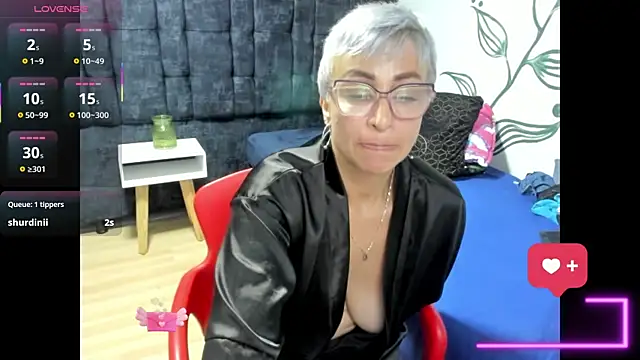 Charlotte__Gray webcam