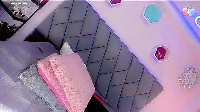 amira_ember (T teen) - Omg So Hot And Sexy Amira🥵🤤