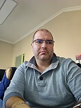 Andrew1900529 webcam