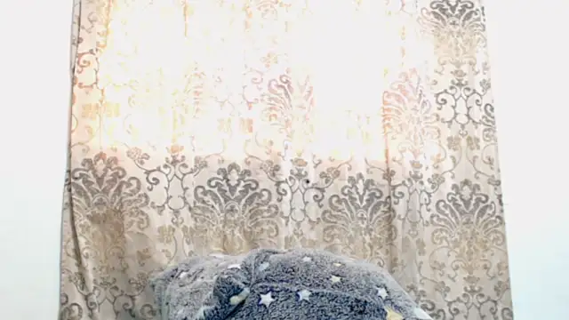 alejandra_c19c webcam