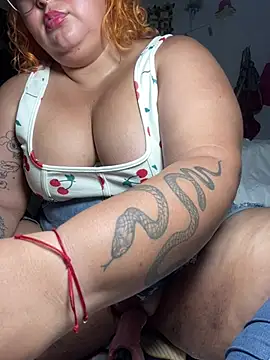 orianna_submissive24 webcam stripchat model stream image