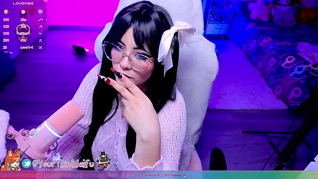 AlyssaRomanova webcam