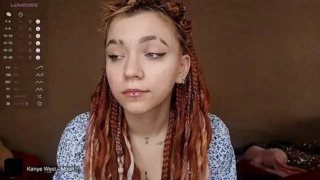 NoMoreCIothes webcam