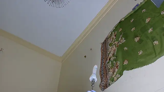 Jacky_queen from StripChat is Freechat