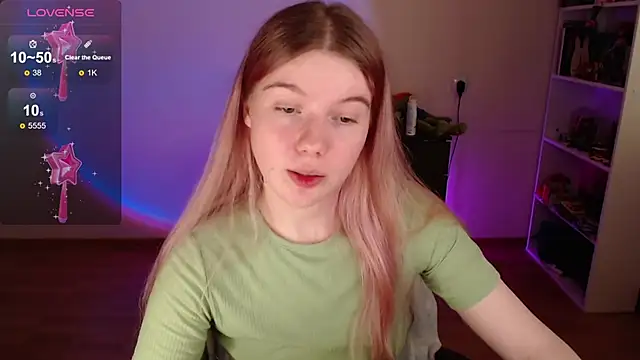 Strawberry_juli webcam