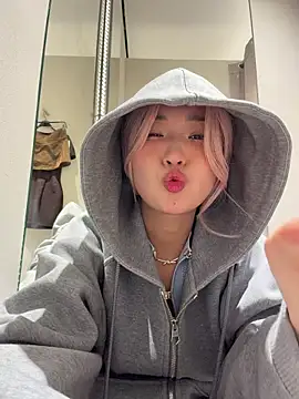 winter11 from StripChat is Freechat