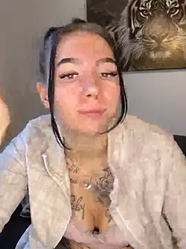 ZoeYoungxx webcam