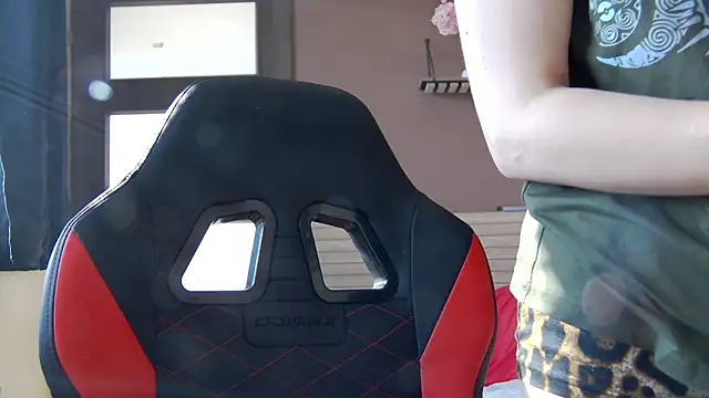 karo123421 - Karo123421's free webcam - UK Sex Cams