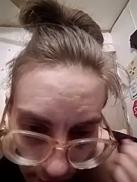 snowbird1117 - Snowbird1117's free webcam