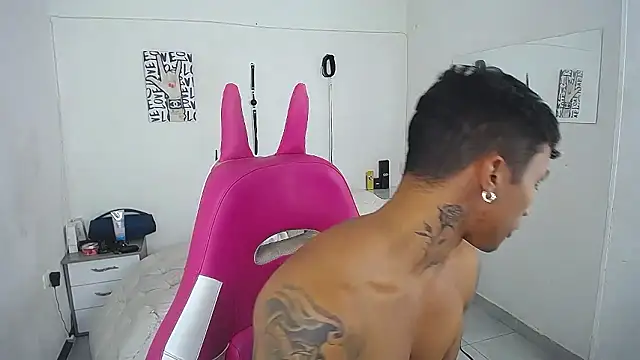 Leonard_Price webcam