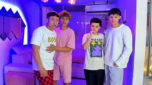 Houseofwarrios webcam