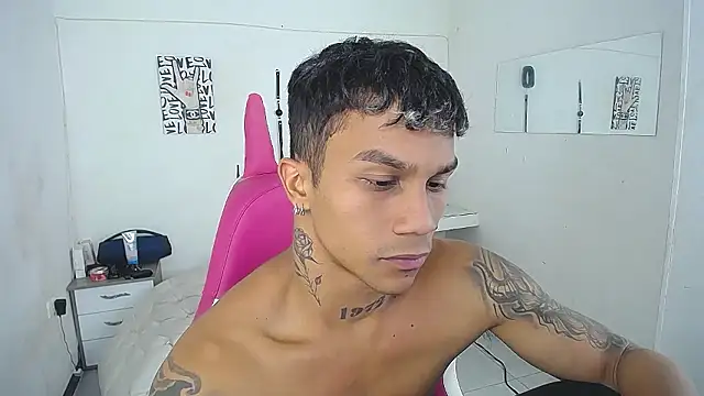 Leonard_Price webcam