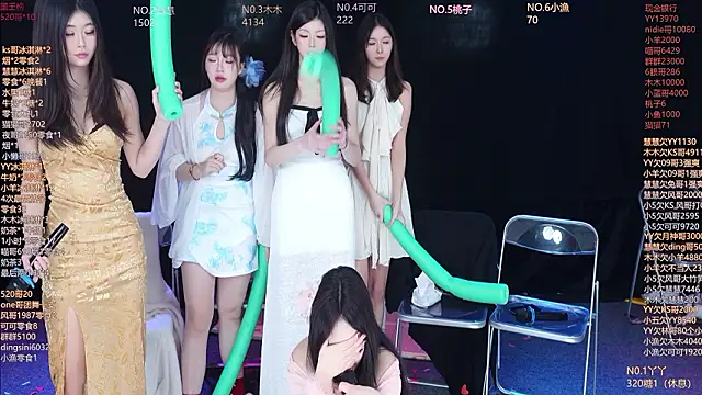 美女EYgirl222在线直播