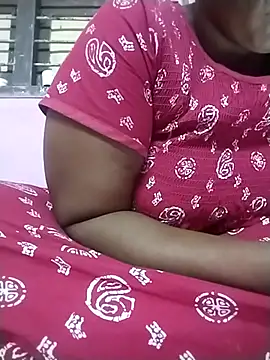 ShwetaTamil75 webcam