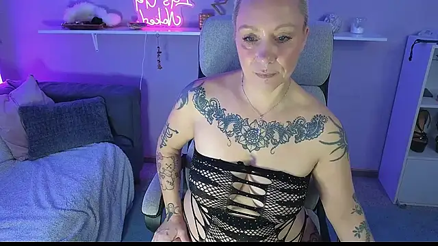 JaninaSecrets_ webcam