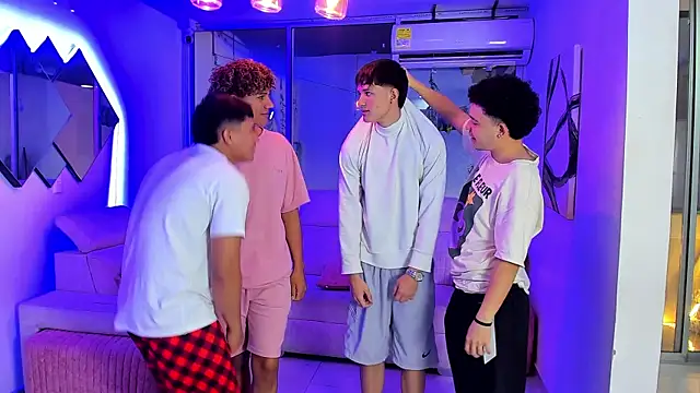 Houseofwarrios webcam