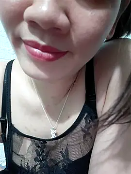 Singlemom69x webcam