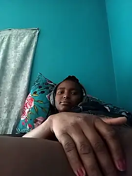 ShyNaughtyBabe webcam