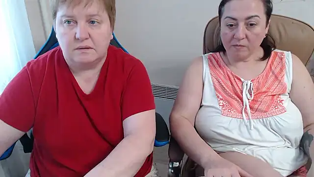 Bertie_Adeline webcam