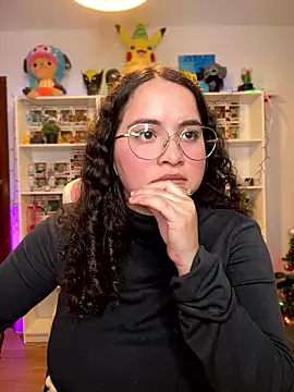 Sweet_sully__ from StripChat is Freechat