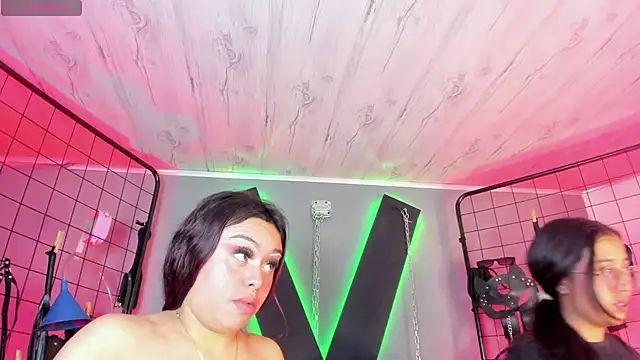 MissScarlet_Ela_bdsm webcam