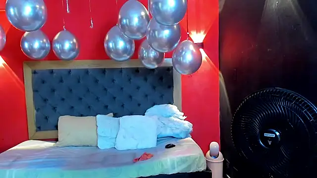 yayahilton (F young) - give me your milk +my hot squirt 💦😈🥵