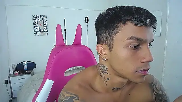 Leonard_Price webcam