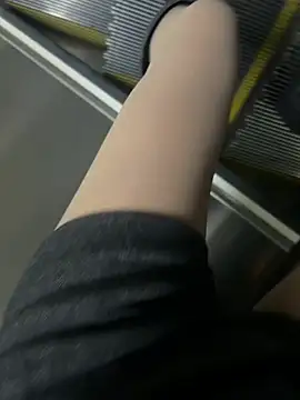 yimisun01 - Yimisun01's free webcam - UK Sex Cams